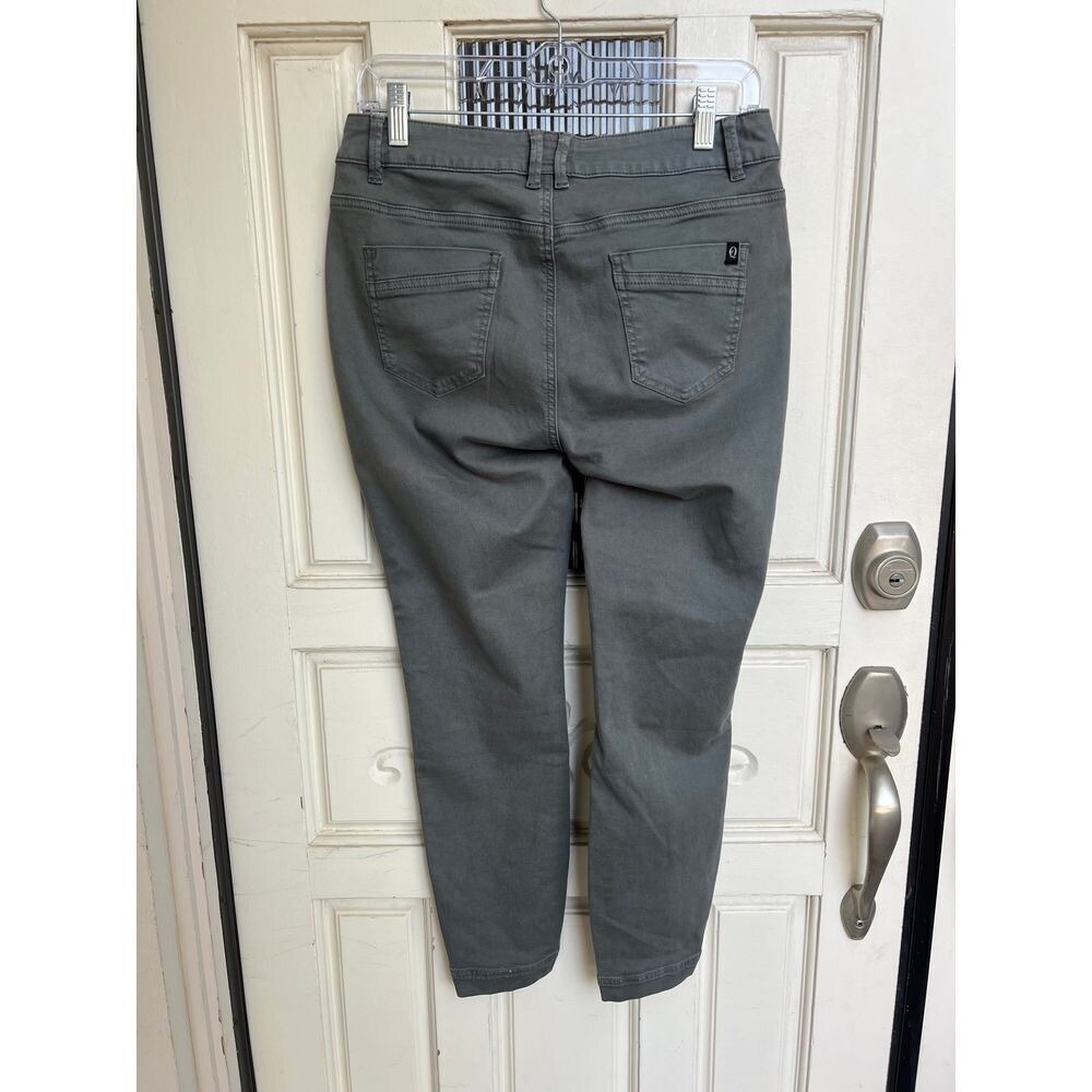 EQL by Kerrits‎ Ladies' In Motion Cropped Pant in Juniper Green Size 10 NWT - Picture 6 of 6